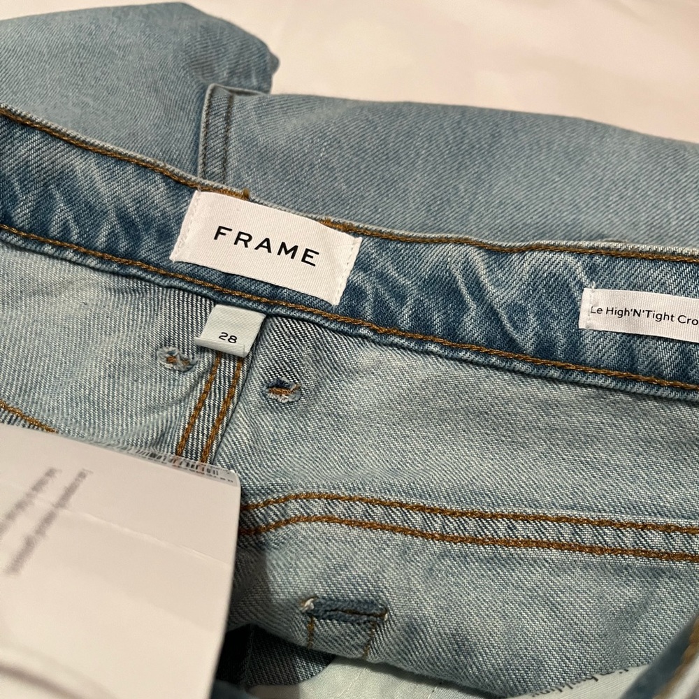 NWT FRAME Tight crop mini boot jeans size 28 - Picture 12 of 12